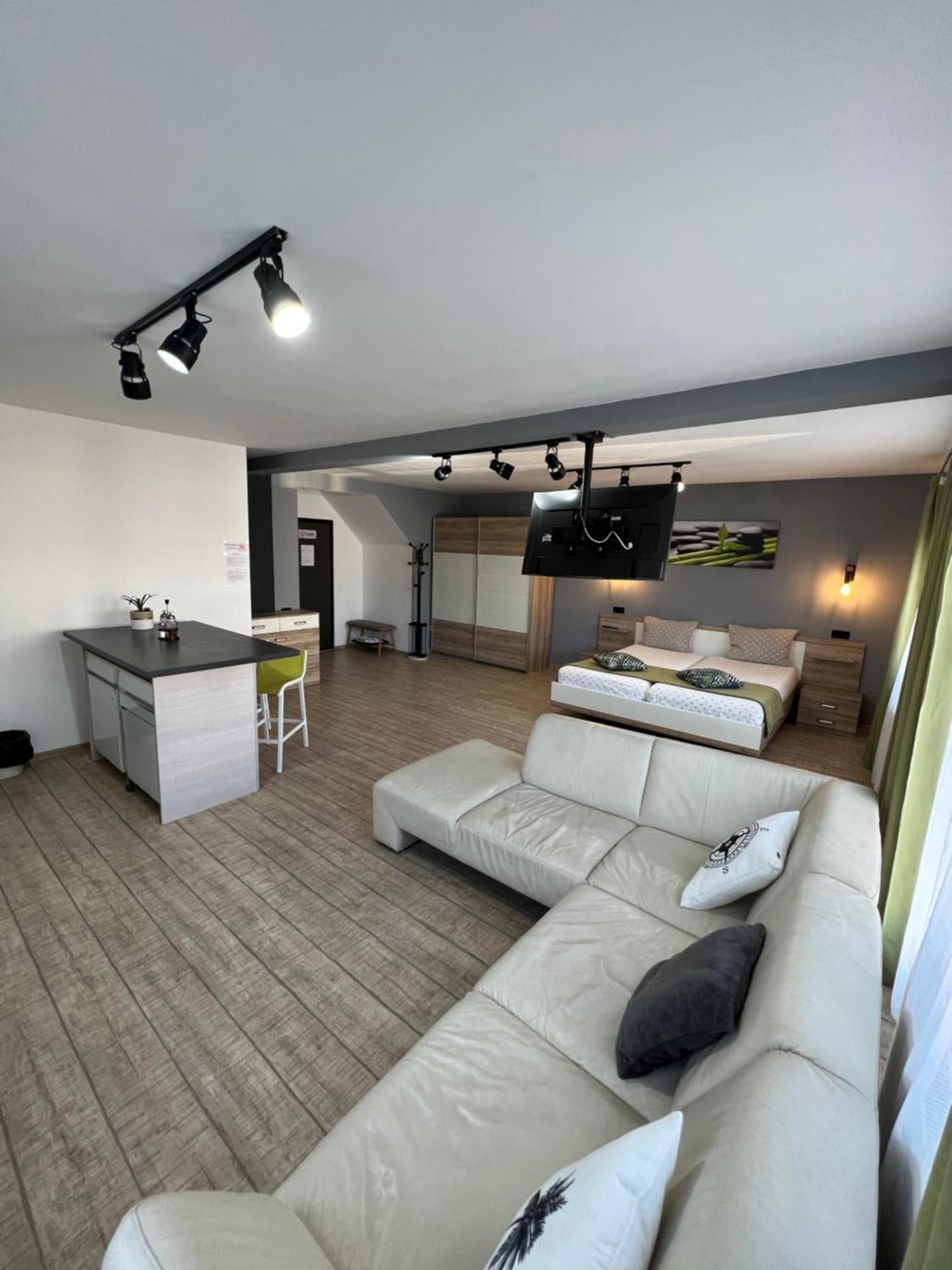 Bruno Apartment